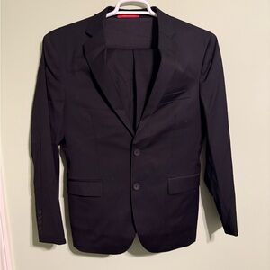 Black Sport Coat with Notched Lapels and Structured Shoulders